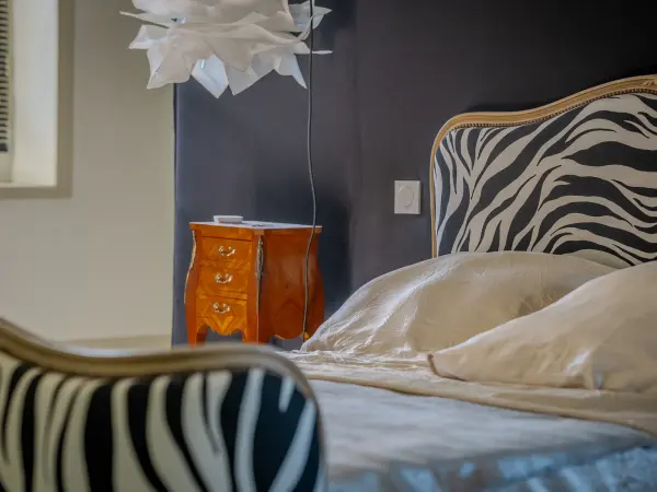 Détail dans la chambre.