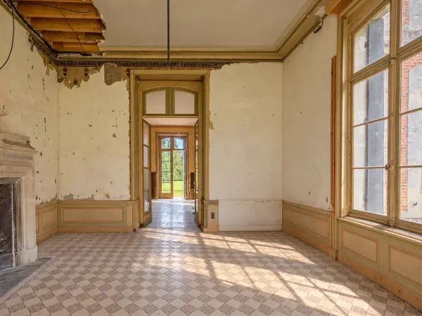 Petit salon, vue vers l'entrée.