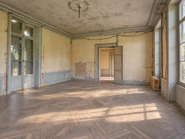 Grand salon en enfilade.